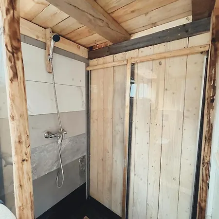 Unique, Design House With An Eco & Sauna 샬레 사울크라스티
