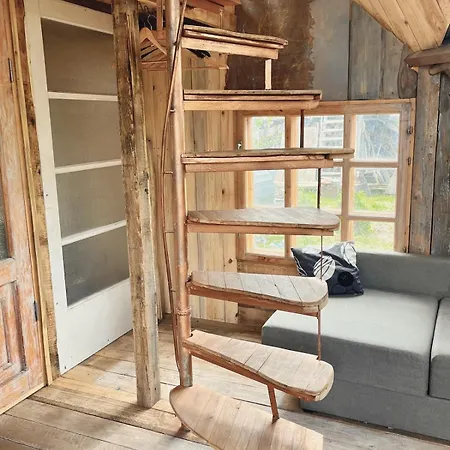 샬레 Unique, Design House With An Eco & Sauna 사울크라스티
